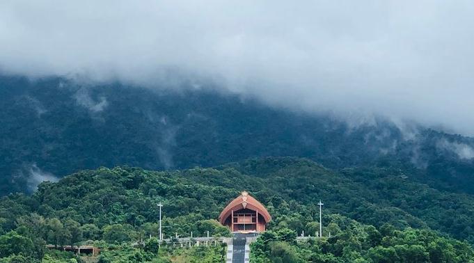 山地自然景觀的旅游資源管理策略探討