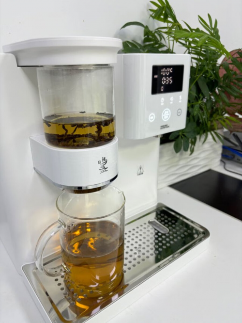 智能泡茶機(jī)，精準(zhǔn)溫控下的茶湯萃取藝術(shù)