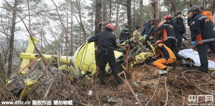 韓墜機(jī)遇難者遺體處理與哀思紀(jì)念，生命消逝的深刻反思