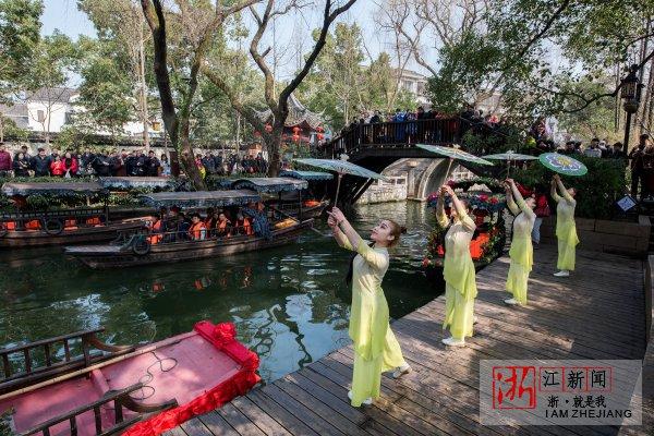 浙江湖州南潯古鎮(zhèn)推水上年夜飯活動(dòng)，傳統(tǒng)與創(chuàng)新融合之旅的獨(dú)家體驗(yàn)