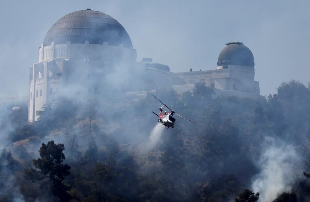 洛杉磯山火肆虐致24人死亡，大規(guī)?；馂?zāi)蔓延引發(fā)緊急警報(bào)