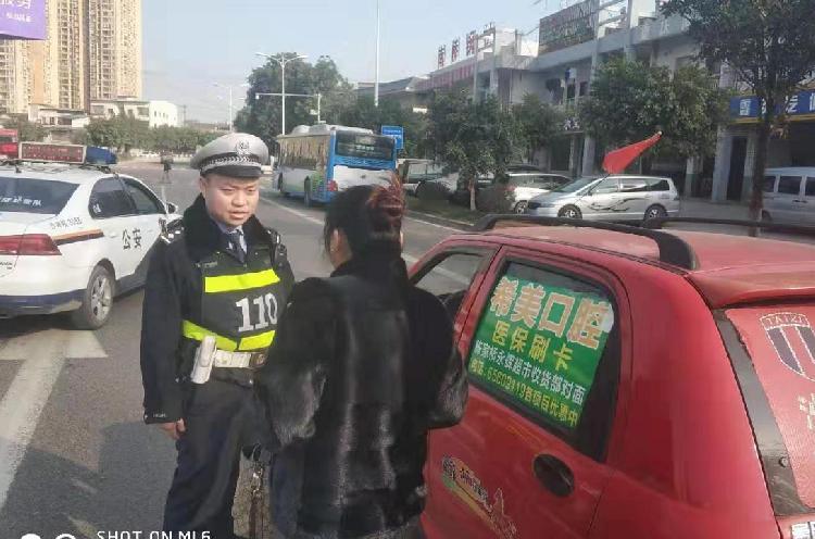 女子地鐵遺失手機(jī)，警方迅速找回展現(xiàn)公共安全溫情力量